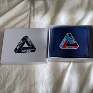 Palace wallet BRAND NEW